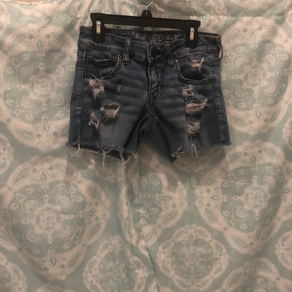 Ripped (roll up) American Eagle jean shorts